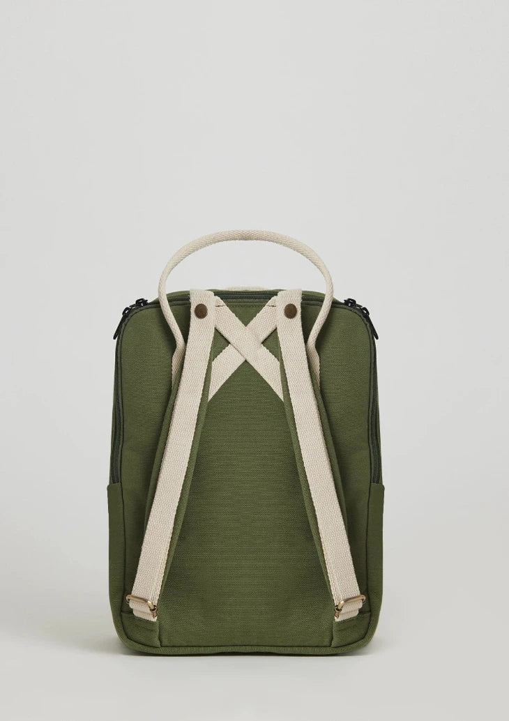 Organic cotton backpacks for sustainable living